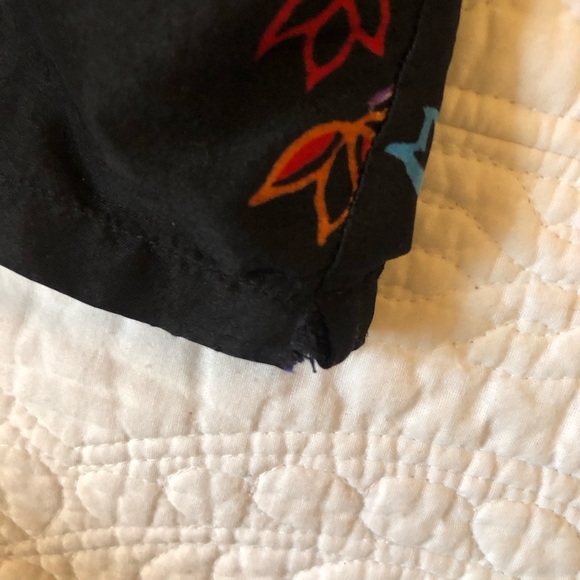 French Laundry Black Floral Silk Women’s Button Down - Picture 9 of 12